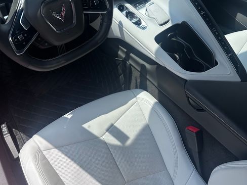 Used 2023 Chevrolet Corvette Stingray Preferred Cpe w/ Z51 Performance Package RWD image 9