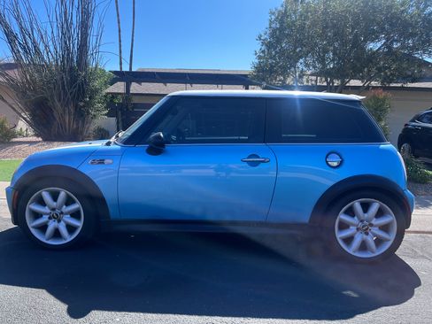 Used 2005 MINI Cooper S image 2