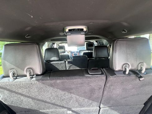 Used 2011 Lincoln Navigator L 4WD image 8