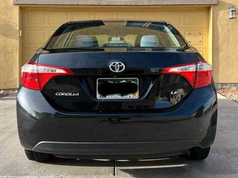 Used 2015 Toyota Corolla LE image 5