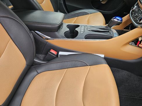 Used 2017 Chevrolet Volt Premier w/ Driver Confidence Package image 2