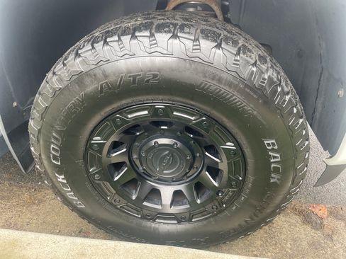 Used 2011 Chevrolet Silverado 1500 LT w/ All-Star Edition image 6