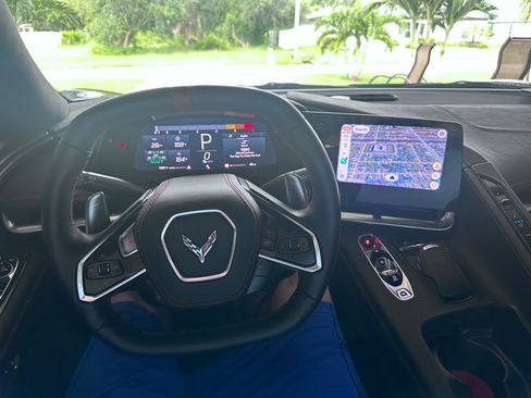 Used 2022 Chevrolet Corvette Stingray Premium Cpe w/ Z51 Performance Package RWD image 13