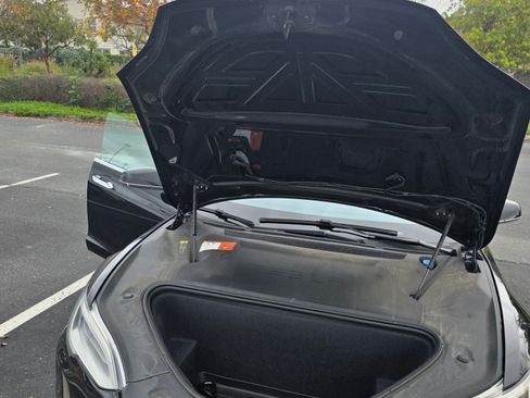 Used 2018 Tesla Model S 100D image 16