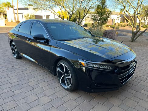 Used 2022 Honda Accord Sport image 1