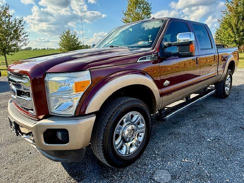 Used 2012 Ford F250 King Ranch w/ King Ranch w/Chrome Pkg AWD/4WD image 9