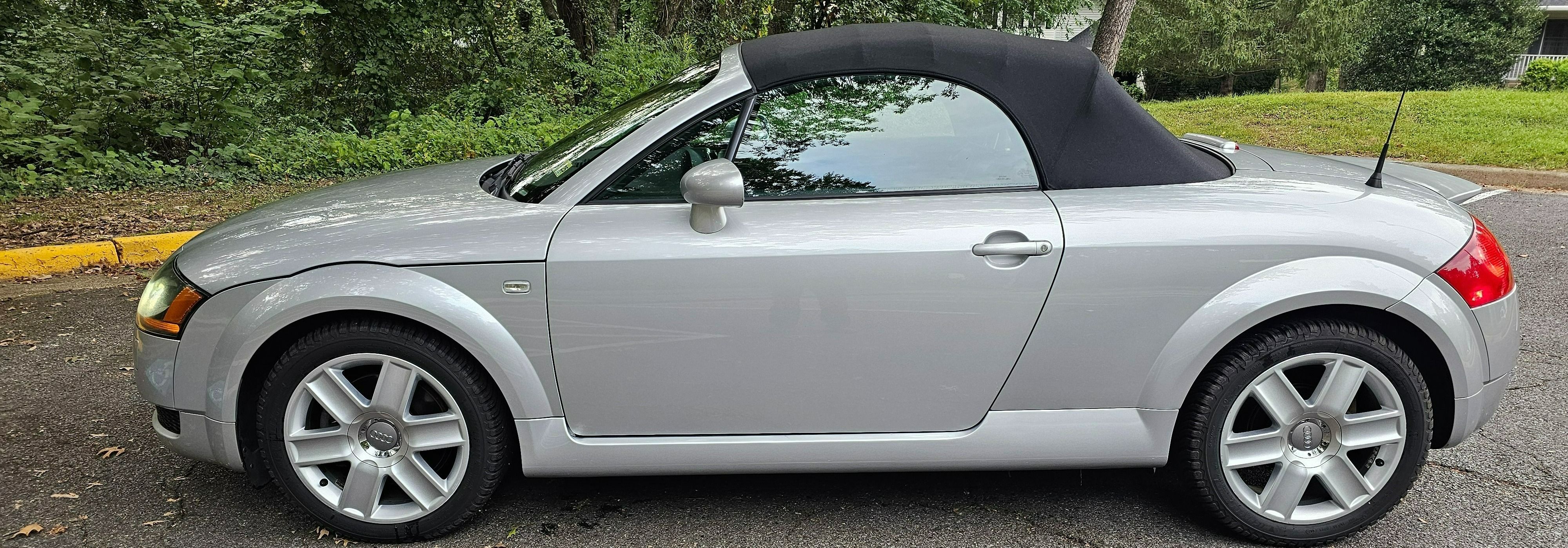 Used 2006 Audi TT 1.8T FWD image 5