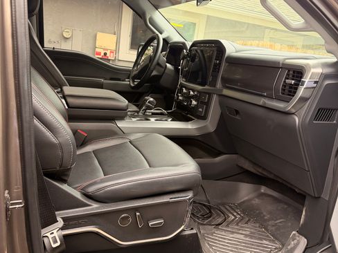 Used 2023 Ford F150 Lariat w/ Equipment Group 502A High image 8