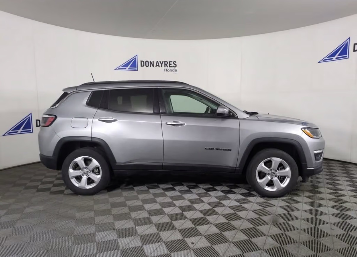 Used 2021 Jeep Compass Sport FWD image 8