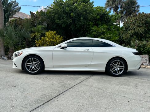 Used 2020 Mercedes-Benz S 560 4MATIC Coupe image 2