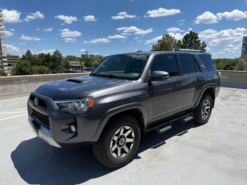 Used 2017 Toyota 4Runner TRD Off-Road Premium AWD/4WD image 1