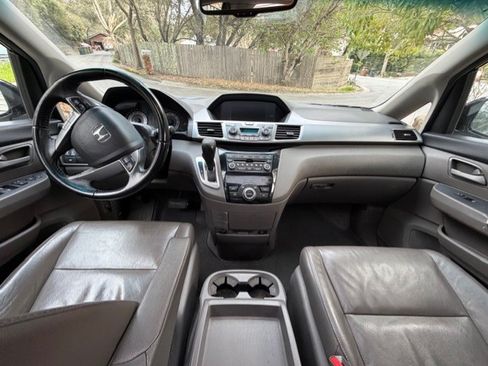 Used 2012 Honda Odyssey EX-L image 12