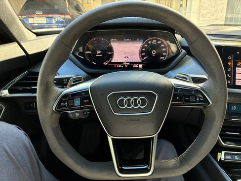 Used 2022 Audi e-tron GT Premium Plus w/ Performance Package AWD/4WD image 11