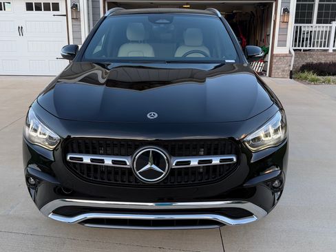 Used 2025 Mercedes-Benz GLA 250 4MATIC image 2