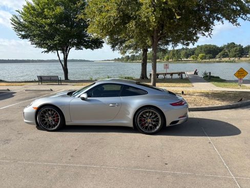 Used 2017 Porsche 911 Carrera S RWD image 1
