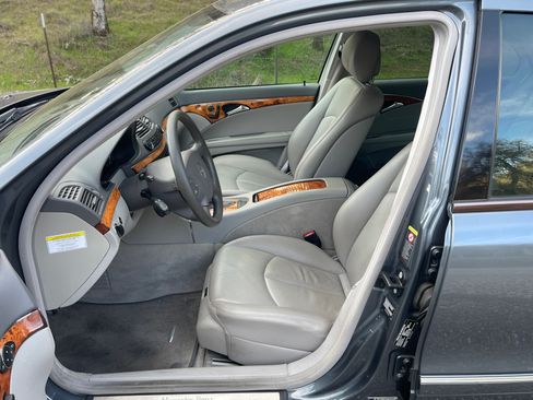 Used 2006 Mercedes-Benz E 350 Sedan image 21