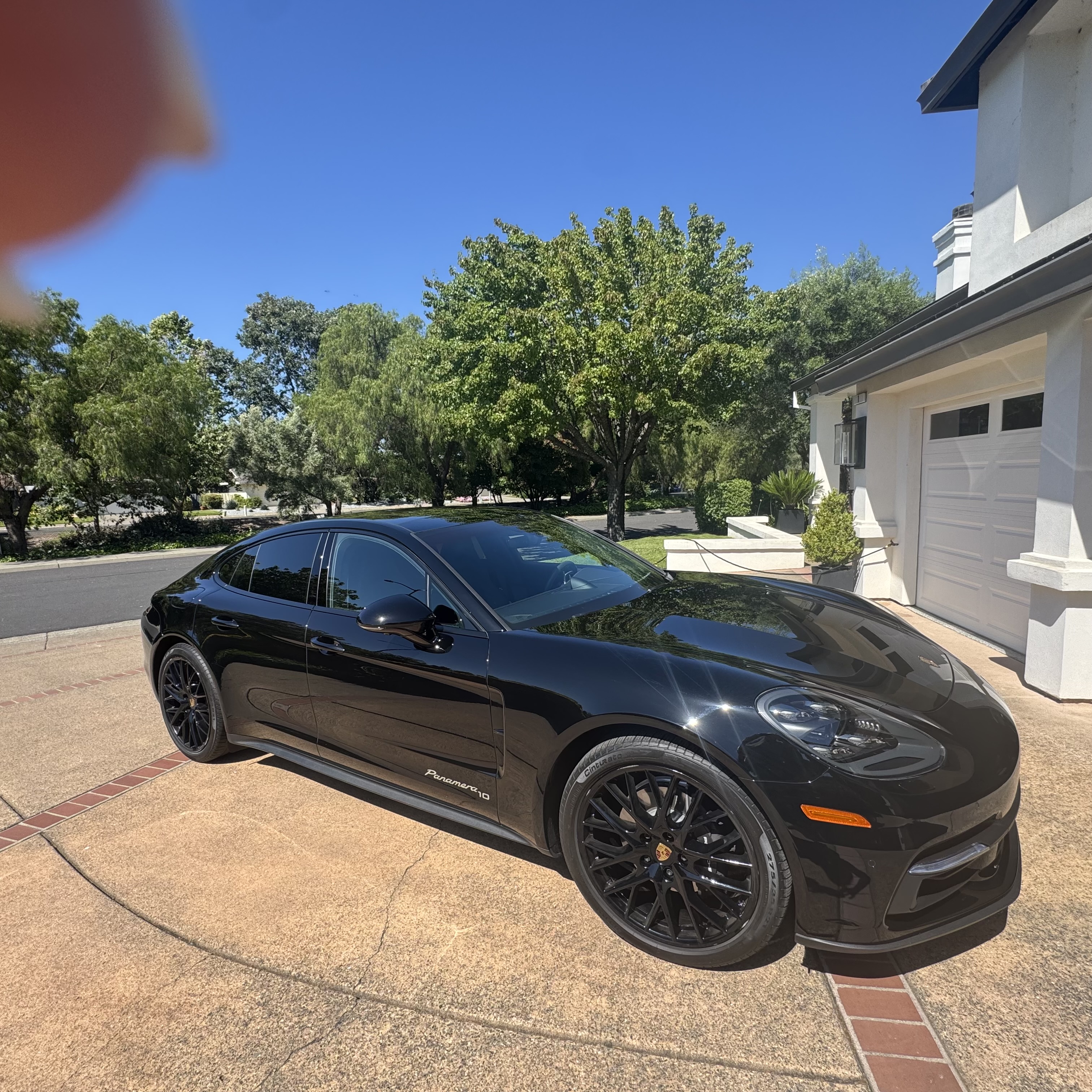 Used 2020 Porsche Panamera AWD/4WD image 8