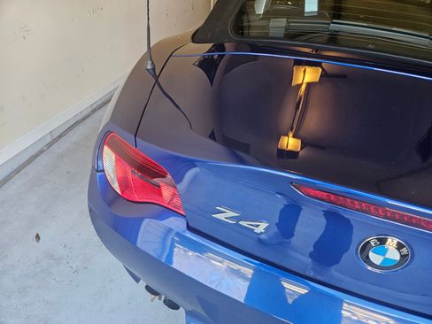 Used 2007 BMW Z4 3.0i image 8