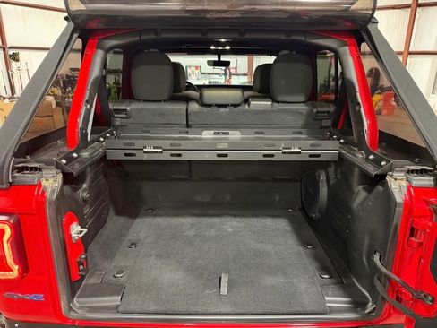 Used 2022 Jeep Wrangler Unlimited Rubicon 4xe w/ Cold Weather Group AWD/4WD image 21