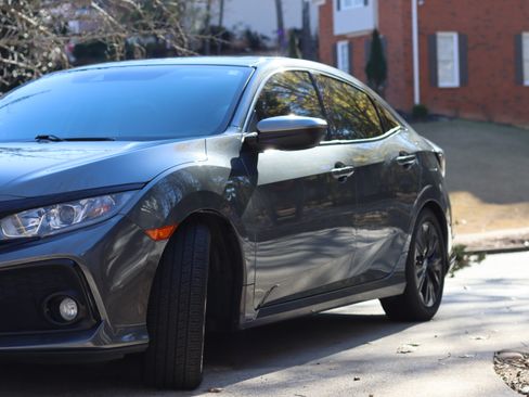 Used 2019 Honda Civic EX image 6
