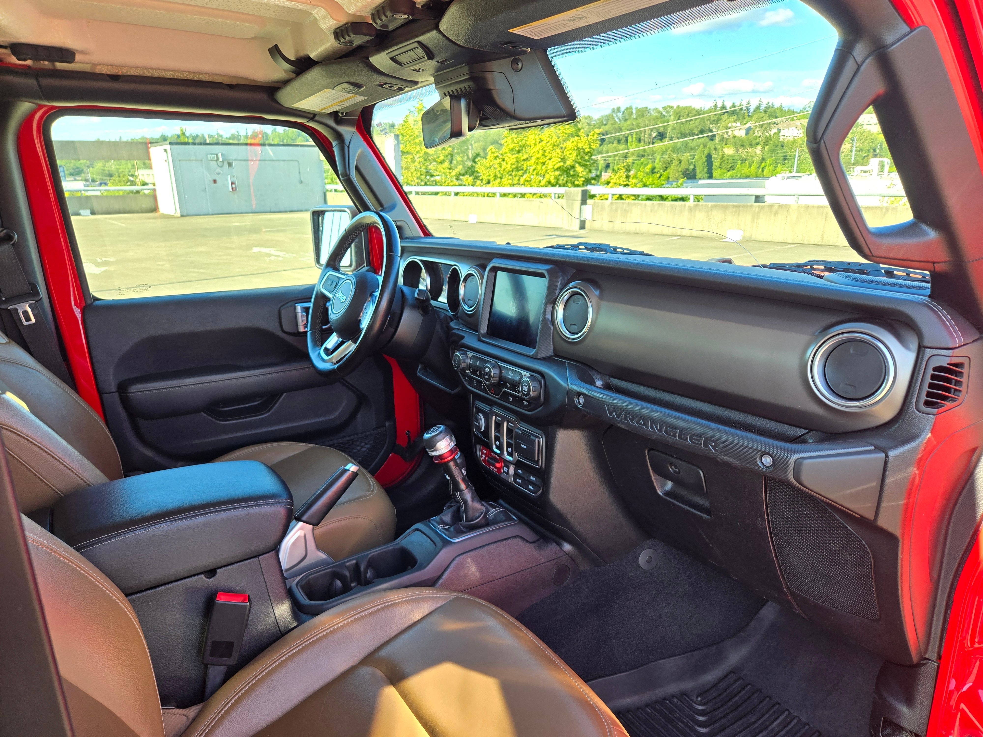 Used 2020 Jeep Wrangler Rubicon AWD/4WD image 16