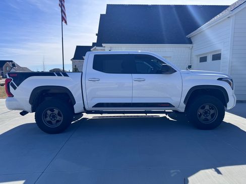 Used 2023 Toyota Tundra SR5 w/ SR5 Premium Package image 8