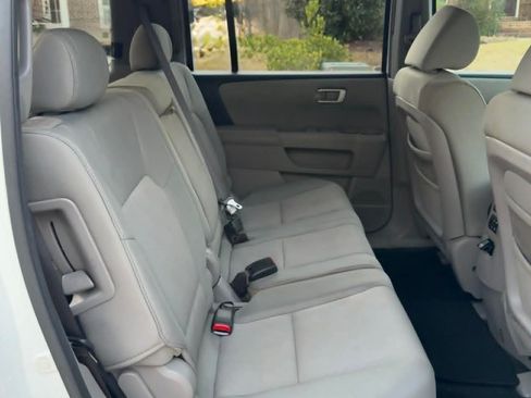 Used 2011 Honda Pilot LX image 10