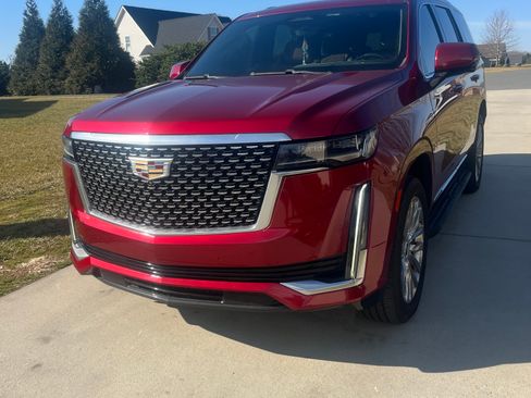 Used 2021 Cadillac Escalade Premium Luxury w/ Driver Assist Tech Package image 1