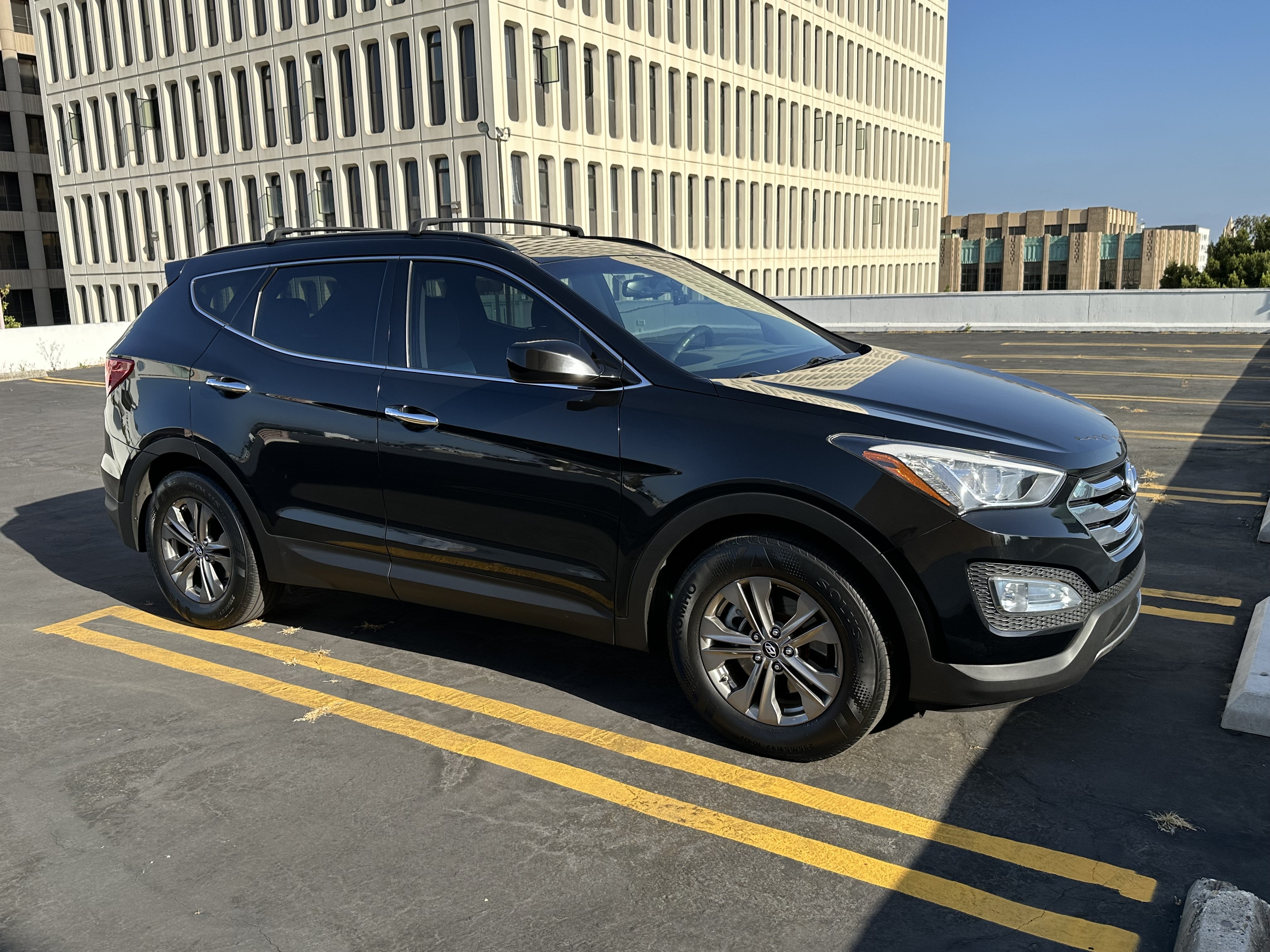 Used 2014 Hyundai Santa Fe Sport w/ Popular Equipment Package 02 FWD image 2