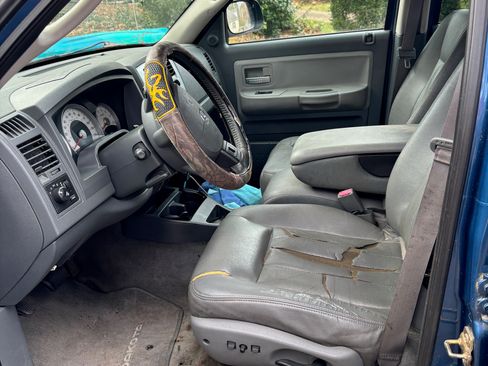 Used 2005 Dodge Dakota Laramie w/ Trailer Tow Group image 9