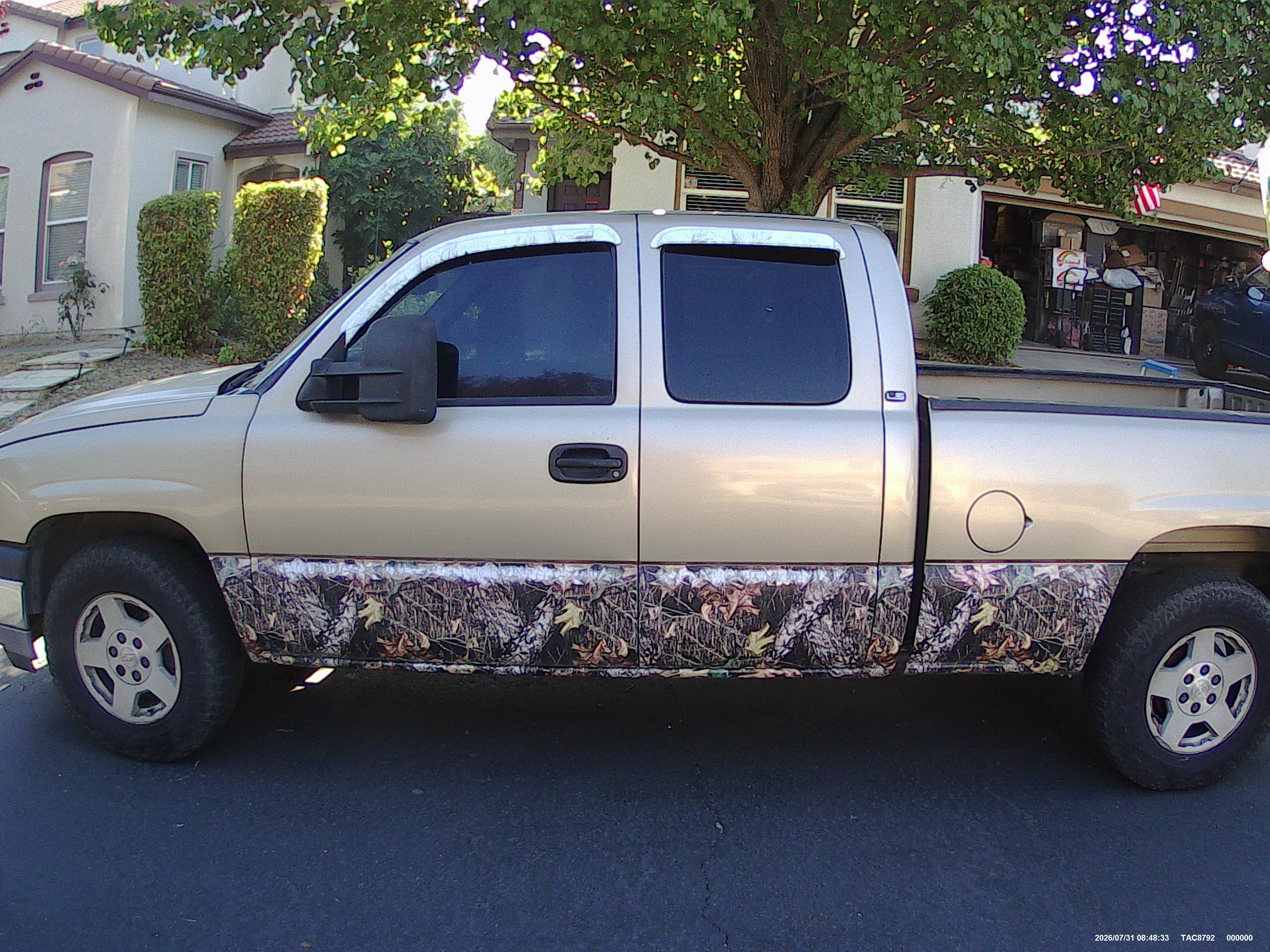 Used 2005 Chevrolet Silverado 1500 LS w/ Light Duty Power Package AWD/4WD image 5