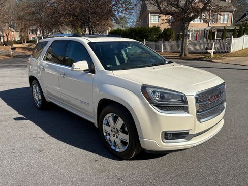 Used 2014 GMC Acadia Denali image 6