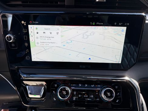 Used 2023 GMC Sierra 1500 AT4 w/ AT4 Premium Package image 2