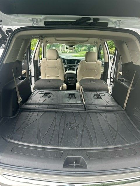 Used 2020 Buick Enclave Premium w/ Sun and Sites Package AWD/4WD image 11