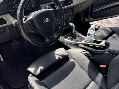 Used 2012 BMW 328i Coupe w/ M Sport Pkg image 9