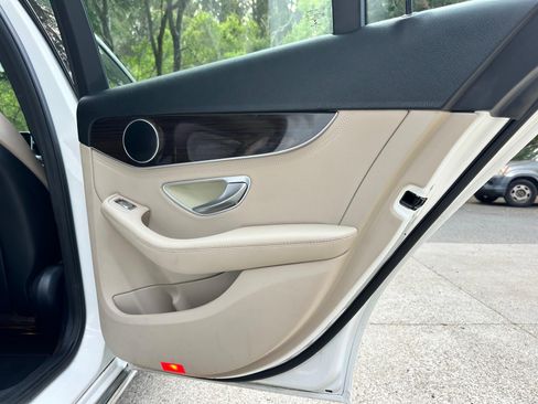 Used 2015 Mercedes-Benz C 300 Sedan image 18