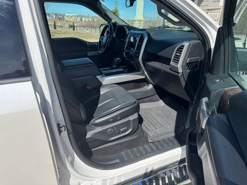 Used 2018 Ford F150 Lariat image 6