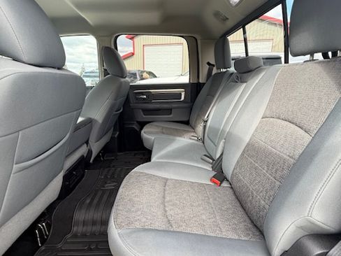 Used 2017 RAM 1500 Big Horn AWD/4WD image 8