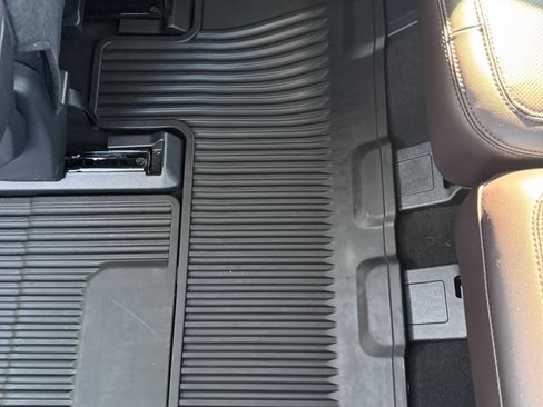 Used 2025 Ford Expedition Max Platinum w/ Platinum Ultimate Package image 12