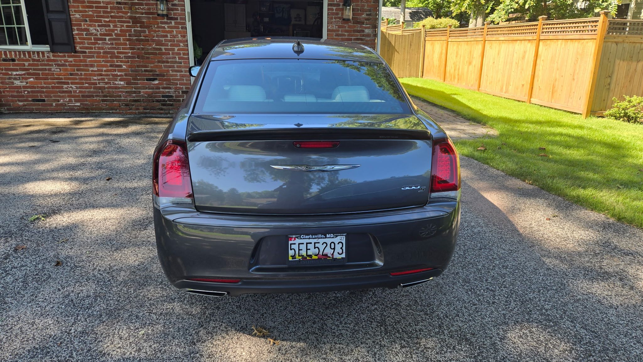 Used 2019 Chrysler 300 S w/ S Model Appearance Package RWD image 4