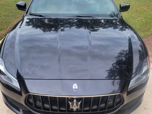 Used 2022 Maserati Quattroporte Modena image 1