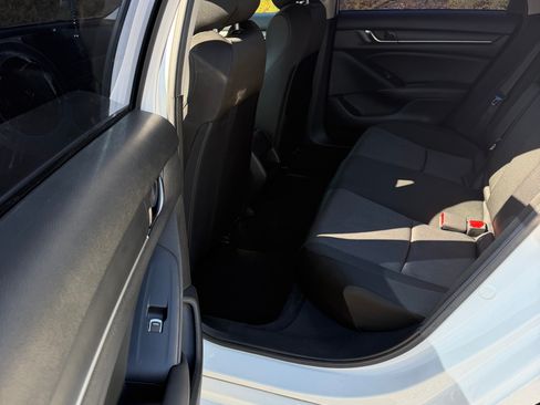 Used 2019 Honda Accord LX image 6