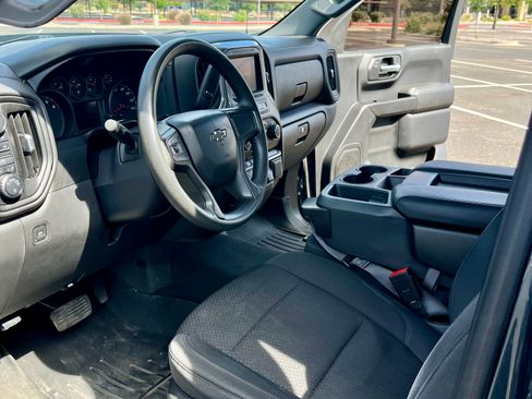 Used 2021 Chevrolet Silverado 1500 Custom Trail Boss AWD/4WD image 18