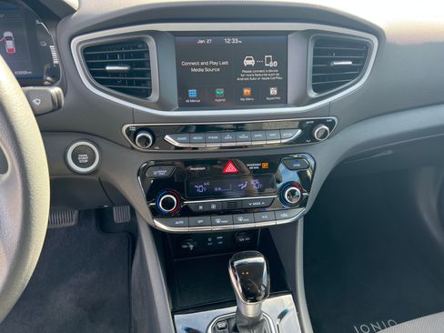 Used 2019 Hyundai Ioniq Blue image 8