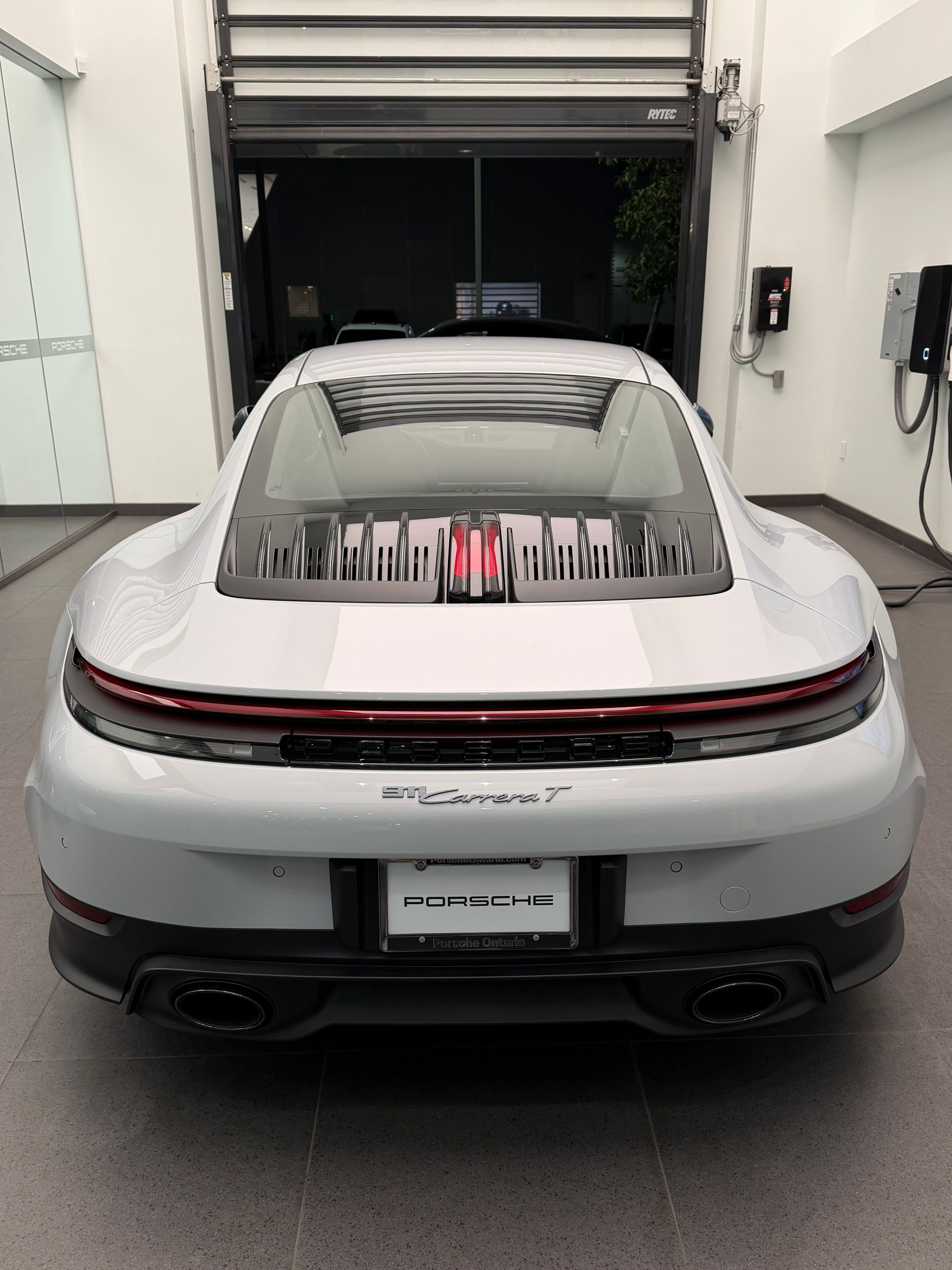 Used 2026 Porsche 911 Carrera T RWD image 9