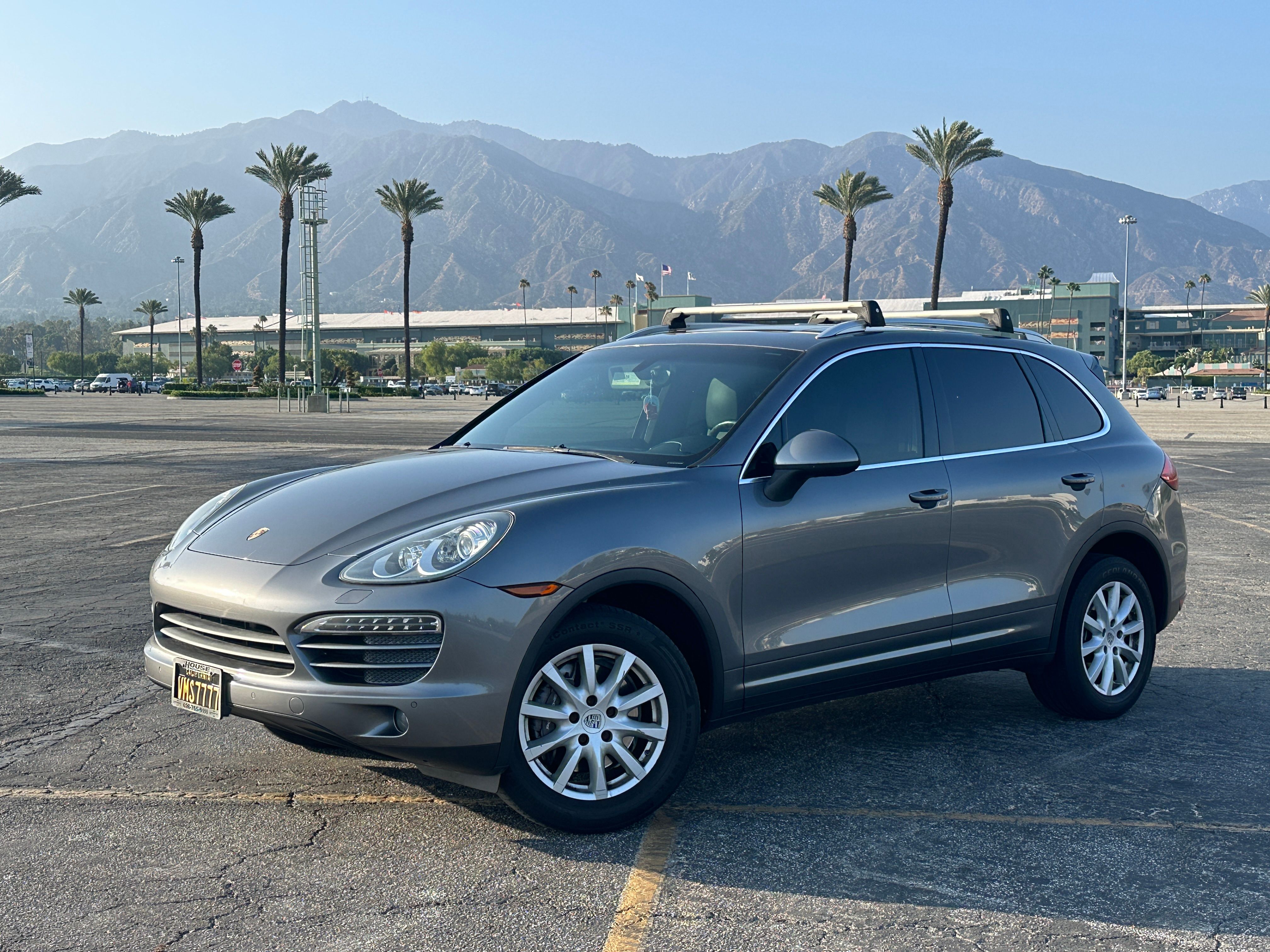 Used 2011 Porsche Cayenne AWD/4WD image 5