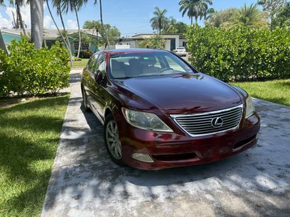 Used 2007 Lexus LS 460 w/ Comfort Pkg