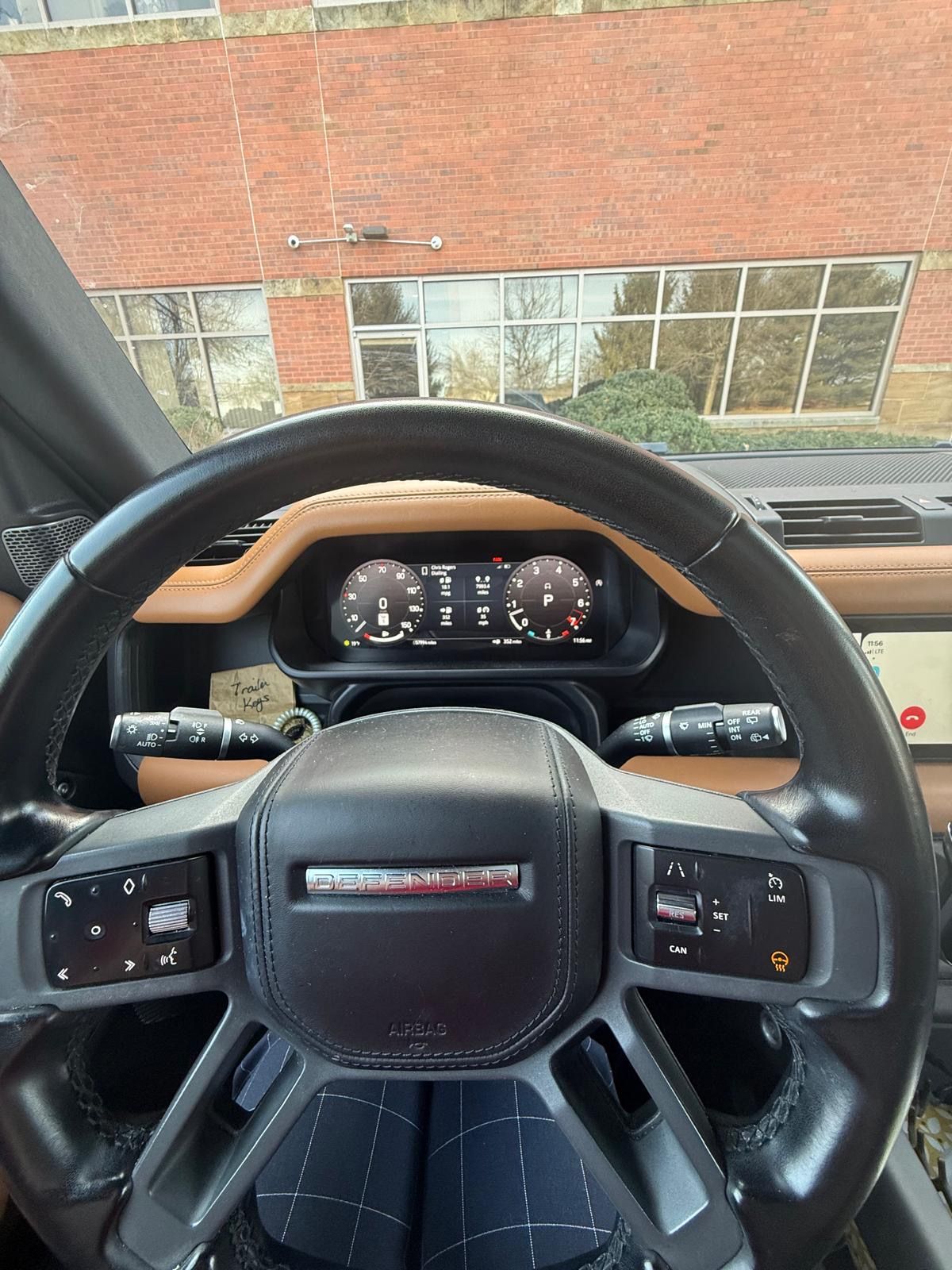 Used 2023 Land Rover Defender 110 X-Dynamic SE AWD/4WD image 10
