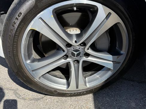 Used 2020 Mercedes-Benz E 350 Sedan image 14