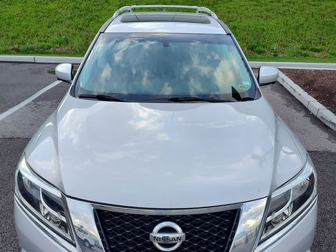 Used 2014 Nissan Pathfinder Platinum w/ Platinum Premium Package AWD/4WD image 10